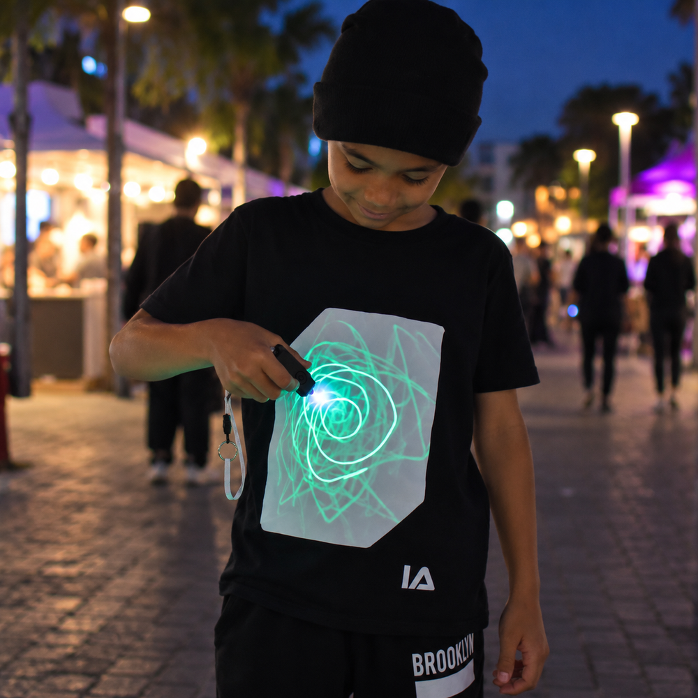 Kids’ Black & Green Interactive Glow T-Shirt with Rechargeable Torch