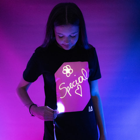 Adults Interactive Glow In The T-Shirt | As Seen Den | Illuminated